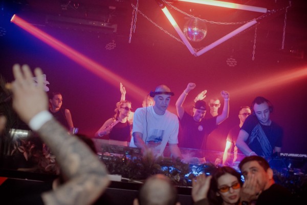 STEEL B2B SHIPE @ BOOGALOO