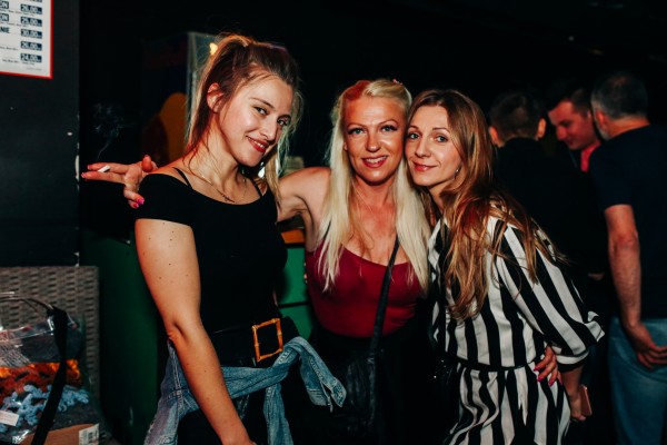 BEE, MINEA, ELLA - 90'S CRO DANCE PARTY