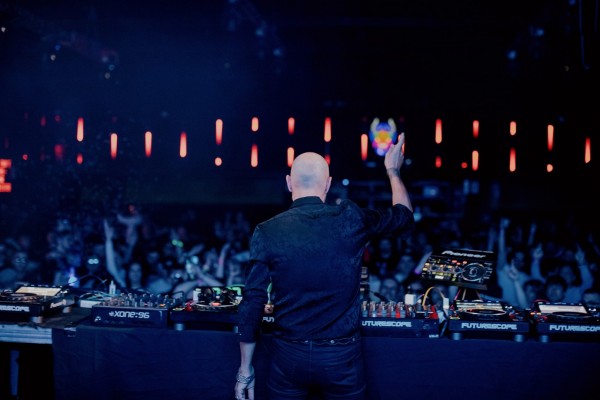 FUTURE SCOPE W. SAM PAGANINI & ARIL BRIHKA @ BOOGALOO